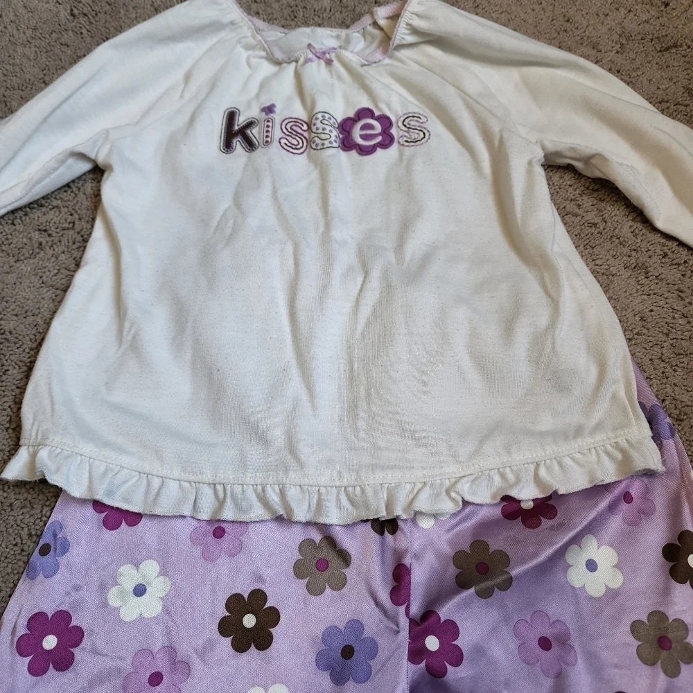 Carter's 4T pajamas